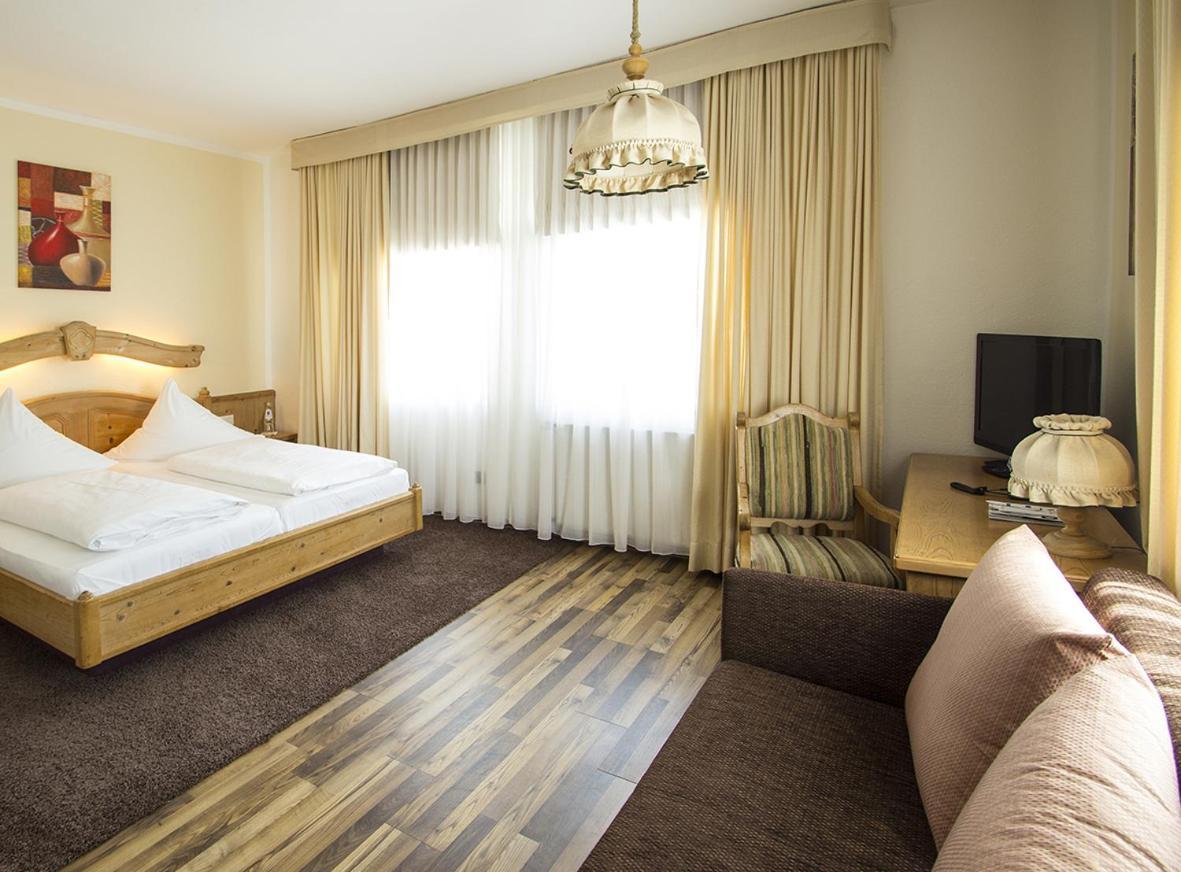 Hotel Schlee Hohenschaftlarn Bilik gambar