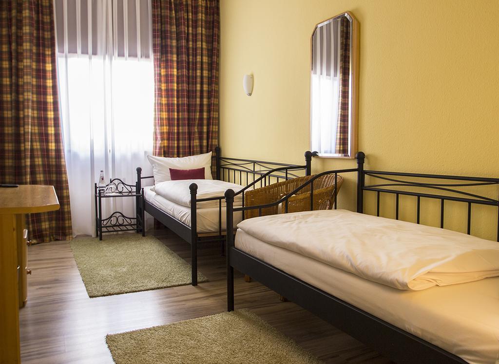 Hotel Schlee Hohenschaftlarn Bilik gambar